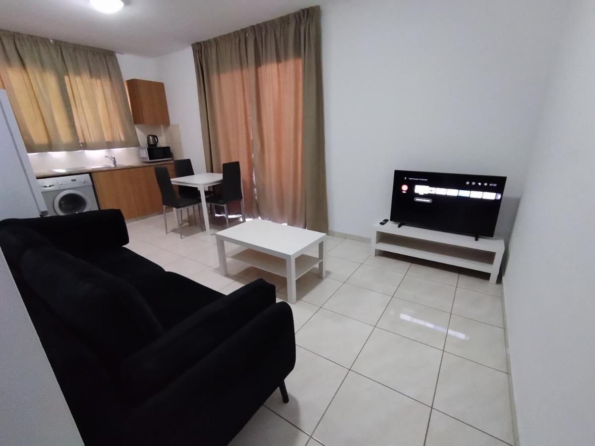 Polycarpou 48 Apartment Paphos Exterior photo